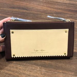 India Hicks The Takeout Wallet - Burgundy - brand new in box